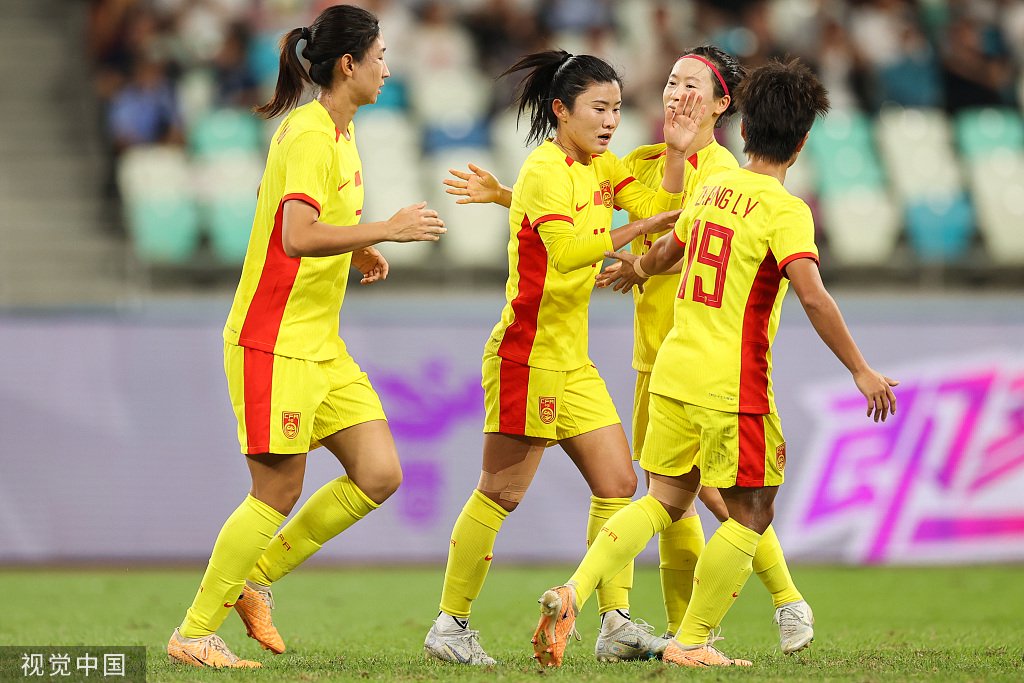 中国女足队员备战国际锦标赛，全力以赴的简单介绍